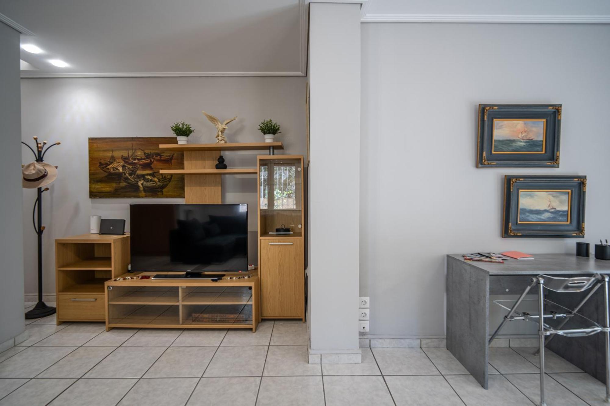 Angel , Luxury 2Bd Apartment Next To The Beach Αθήνα Εξωτερικό φωτογραφία